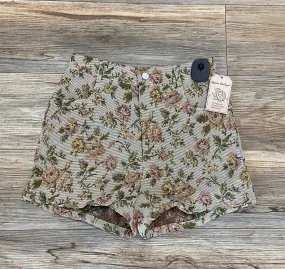 BENI FLOWER SHORTS