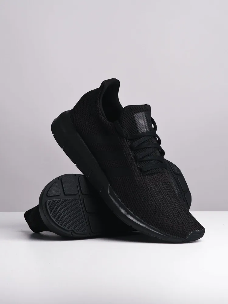 Boathouse MENS SWIFT RUN BLACK/BLACK SNEAKERS - CLEARANCE