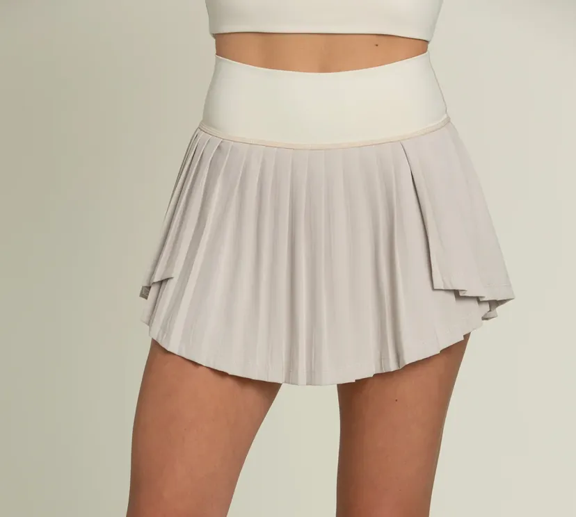 Gold Hinge 2-Toned Tiered Pleated Tennis Skirt