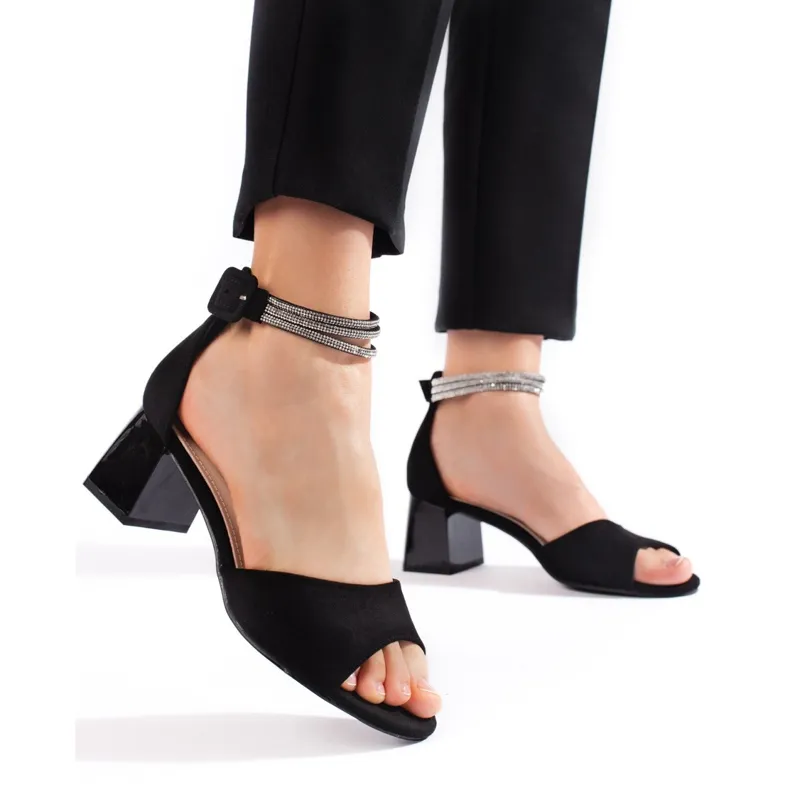 Goodin Stylish women's black sandals