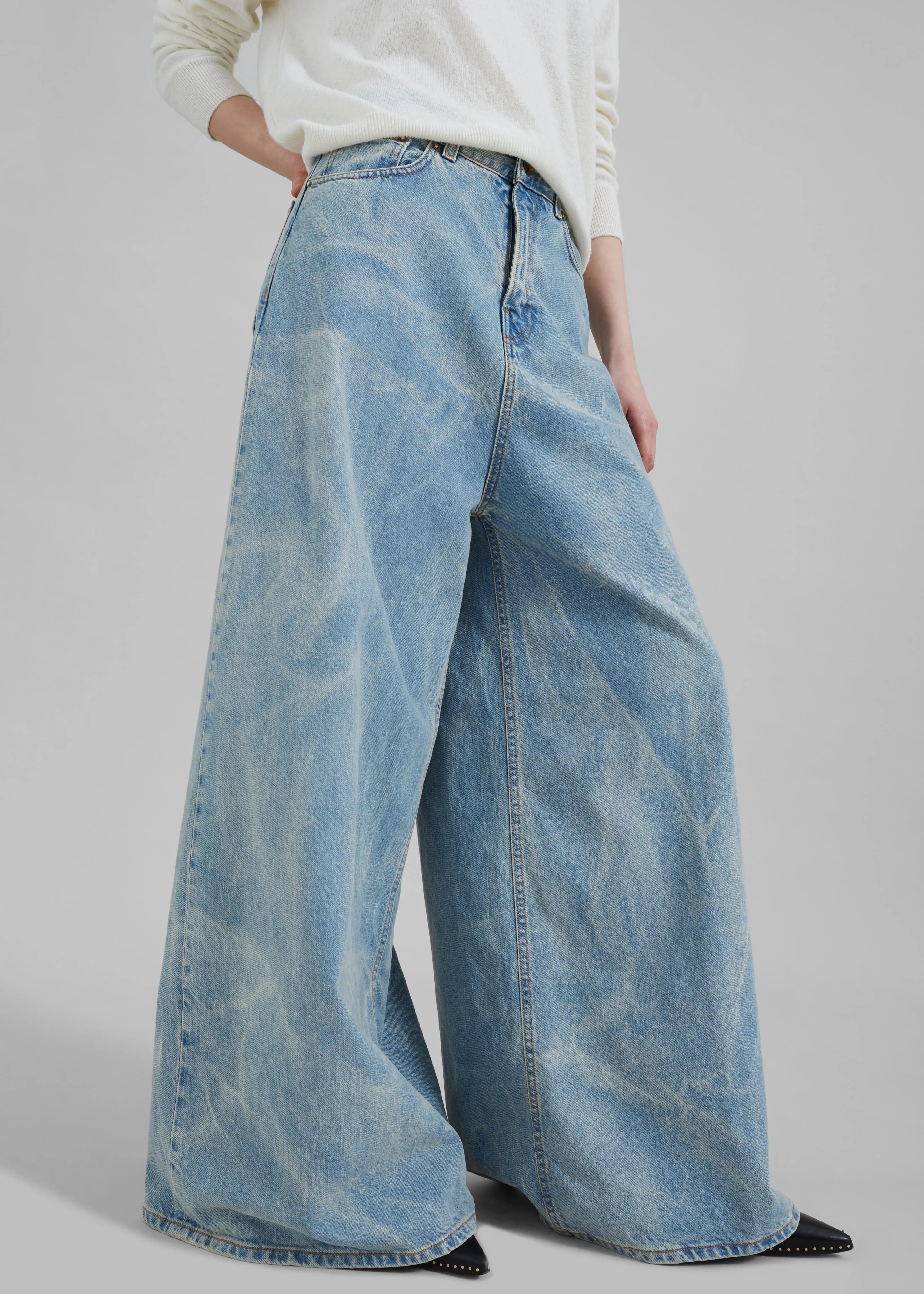 Haikure Big Bethany Jeans - Bleach Blue