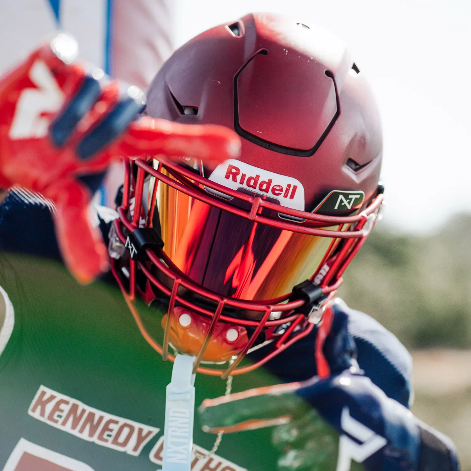 NXTRND VZR1 Football Visor Red