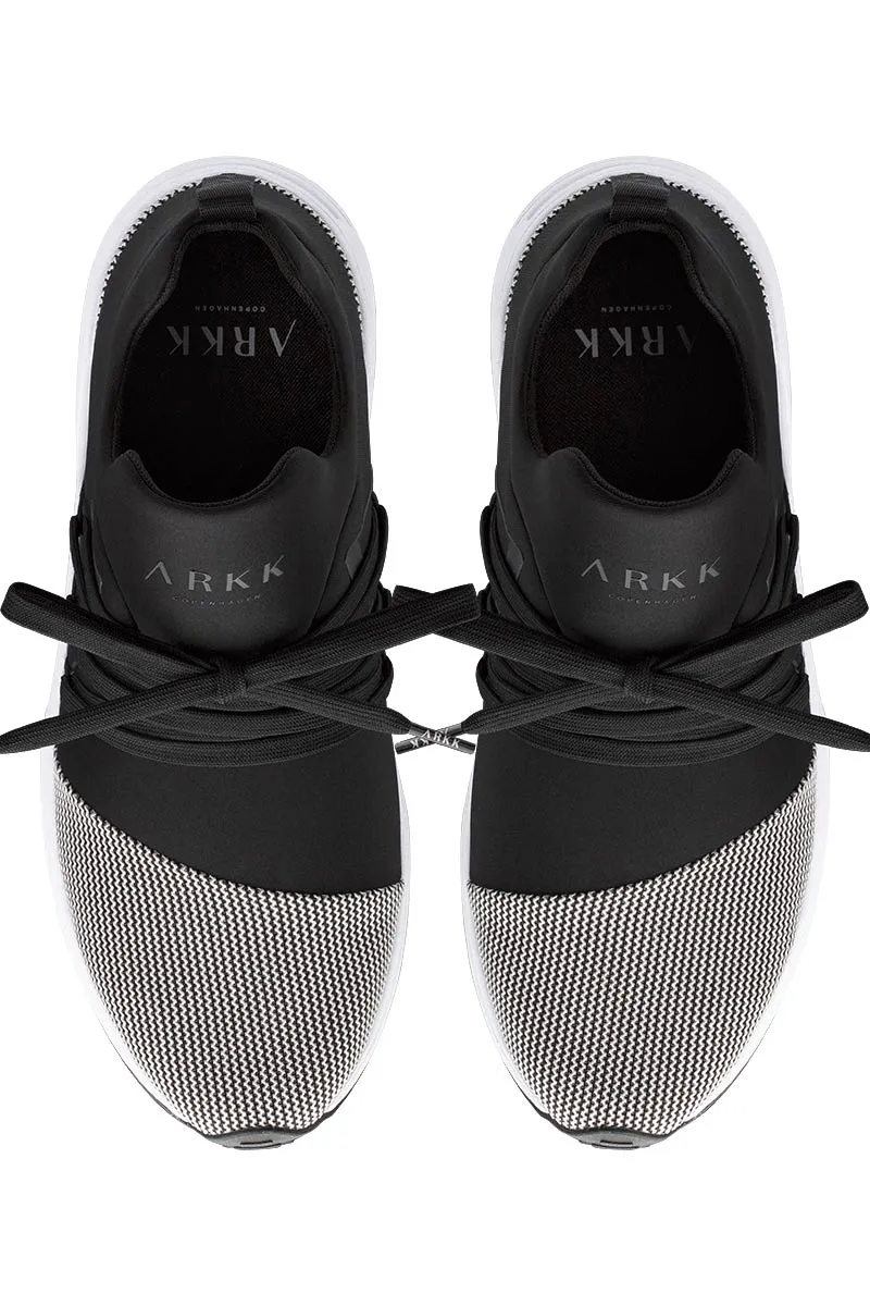 Raven mesh S-E15 | Sort / Hvid | Sneakers fra Arkk