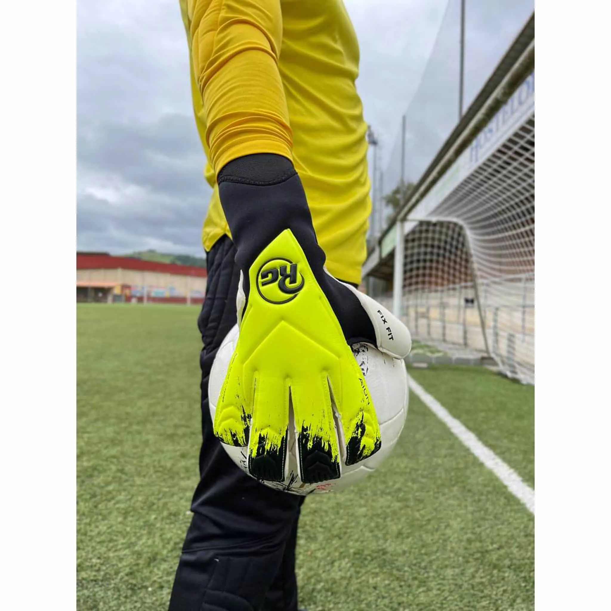 RG Goalkeeper gloves Aion gants de gardien de but de soccer