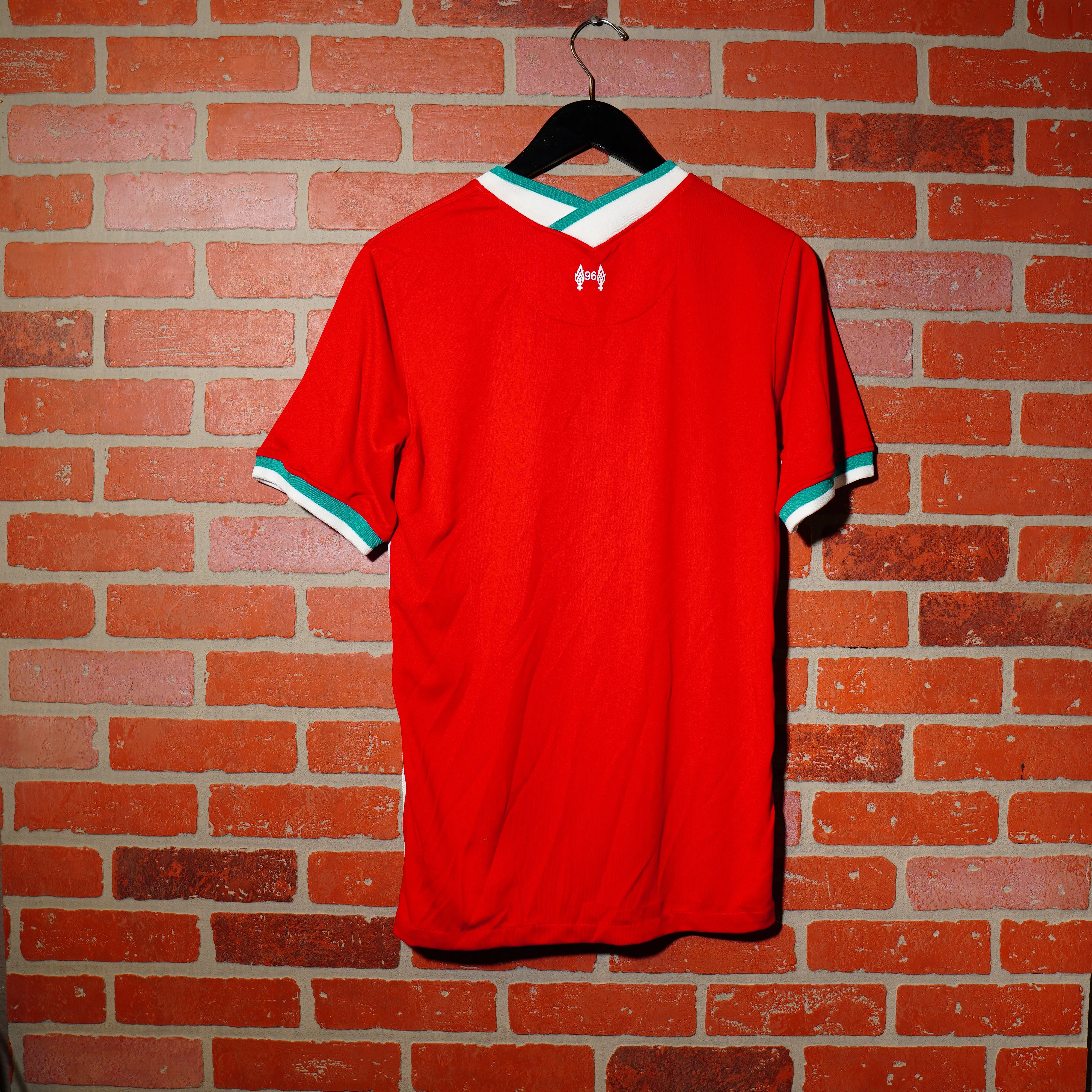 VTG Nike Liverpool Football Club Soccer Jersey